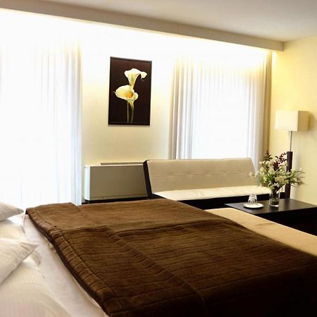 Hotel Astory Plzen Luaran gambar