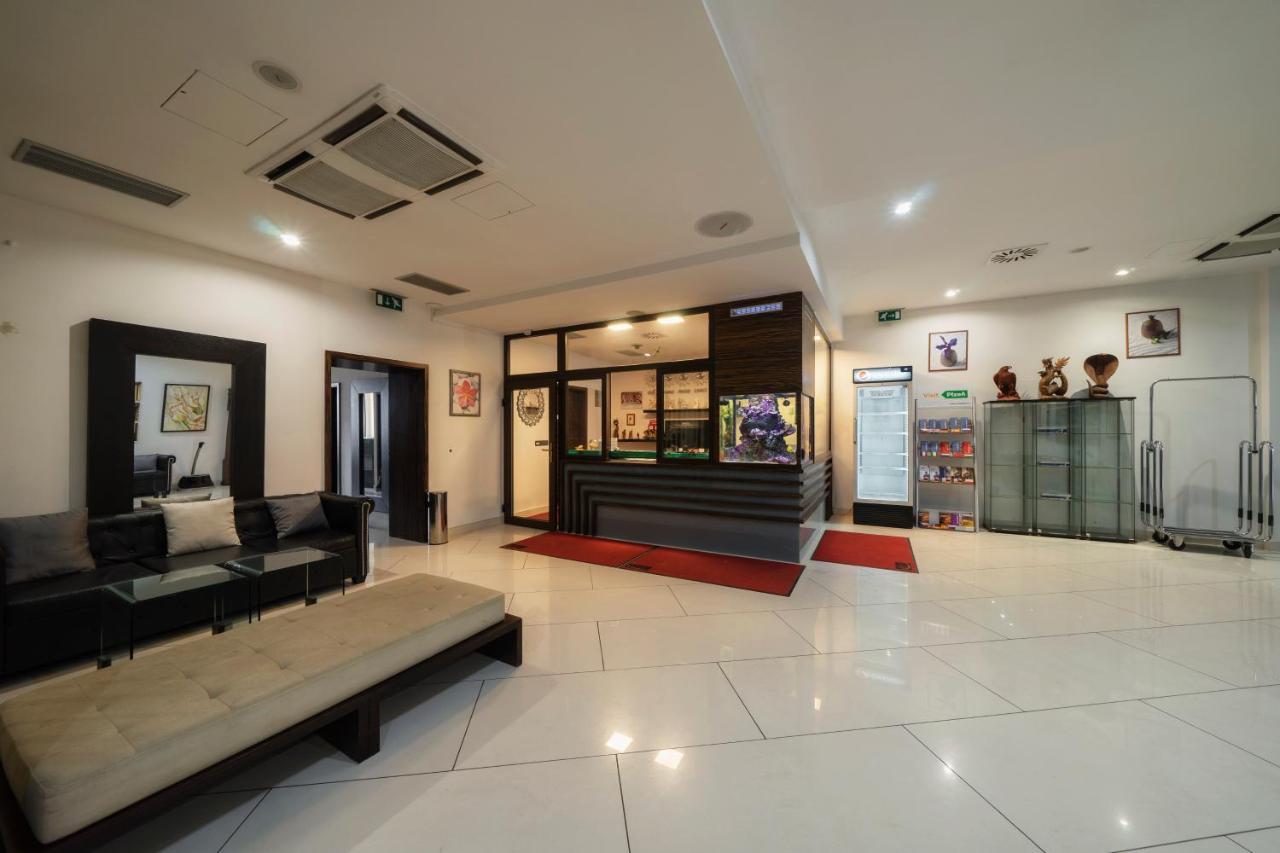 Hotel Astory Plzen Luaran gambar