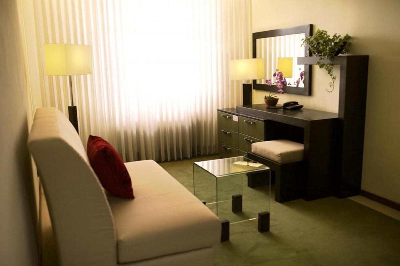 Hotel Astory Plzen Luaran gambar
