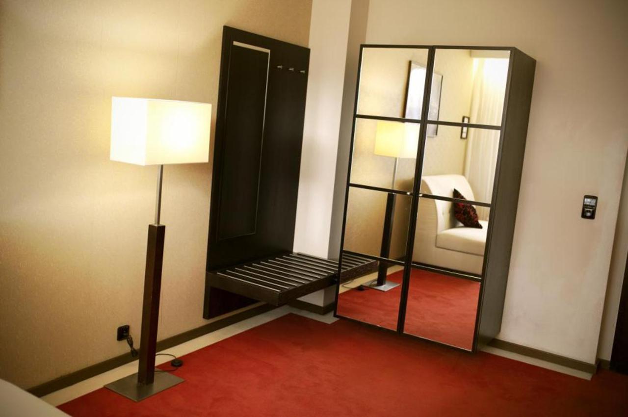Hotel Astory Plzen Luaran gambar