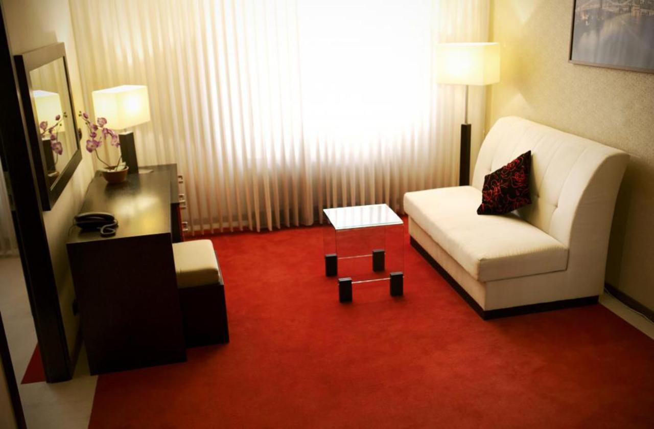 Hotel Astory Plzen Luaran gambar