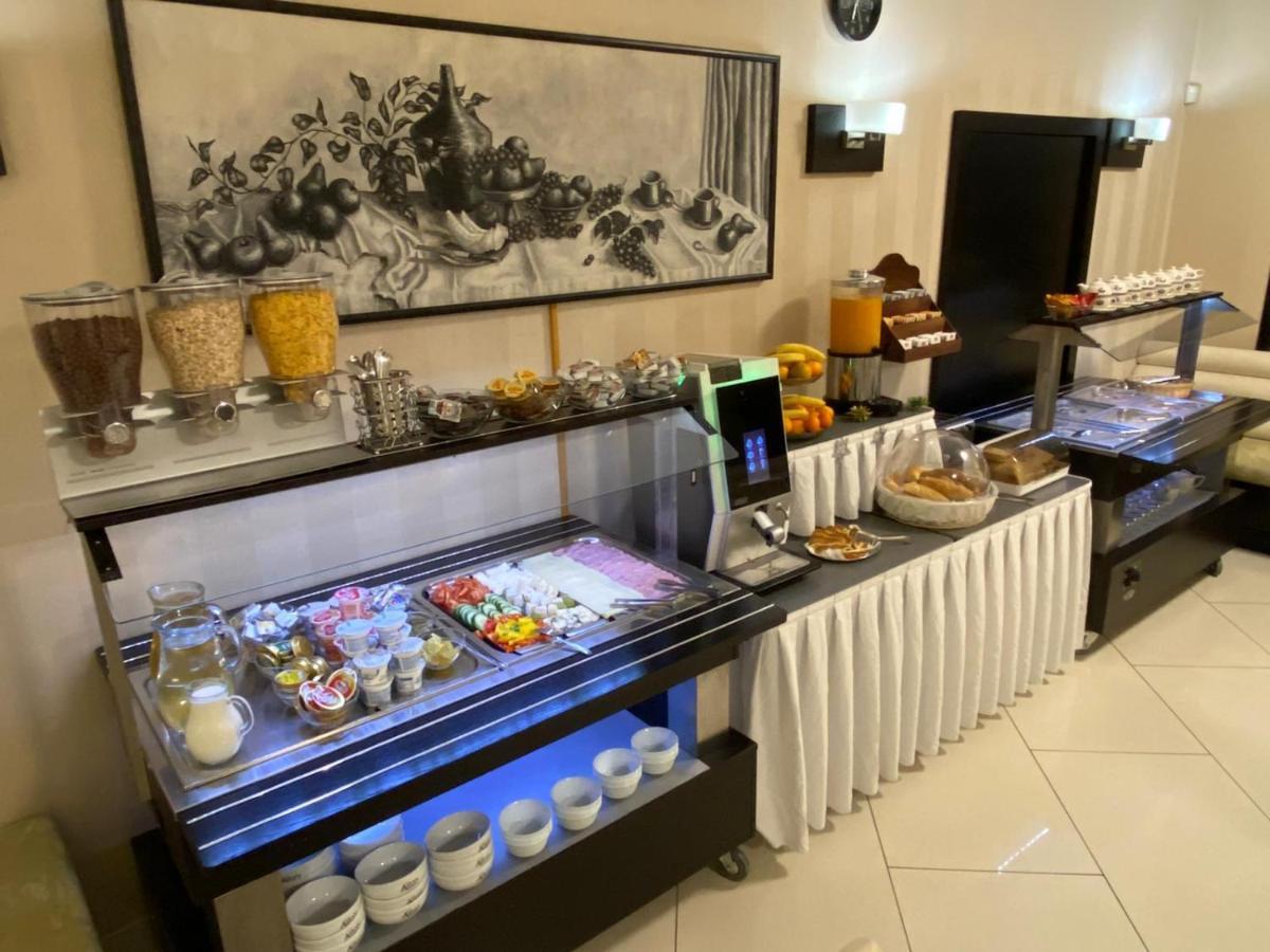 Hotel Astory Plzen Luaran gambar